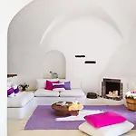 Perivolas Hotel Oia (Santorini)