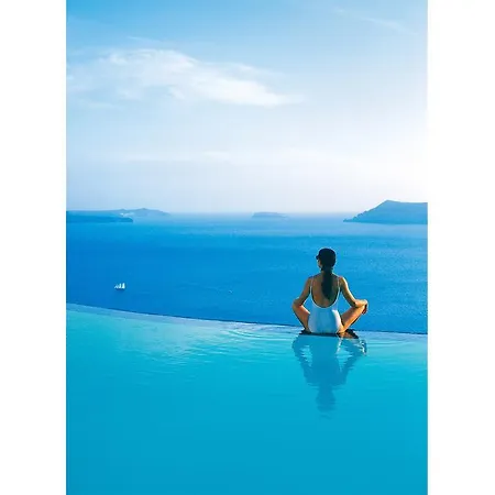 Hotel Perivolas 5*