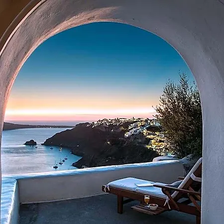 Hotel Perivolas 5*