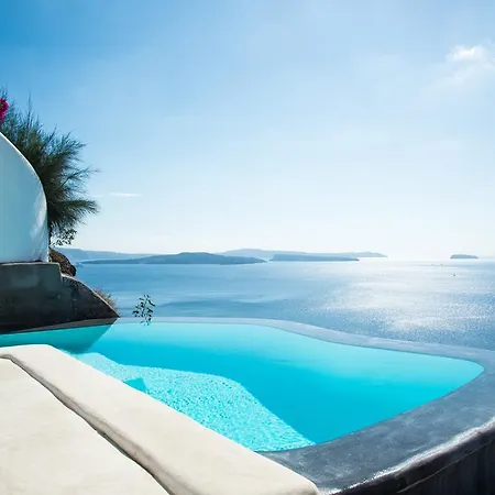 Perivolas Hotel
