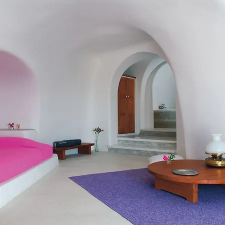 Hotel Perivolas 5*