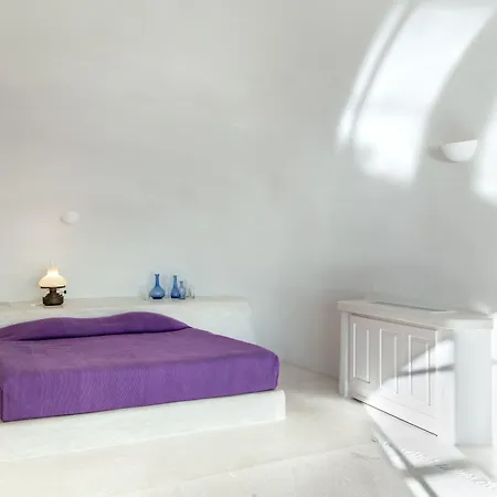 מלון Perivolas 5*