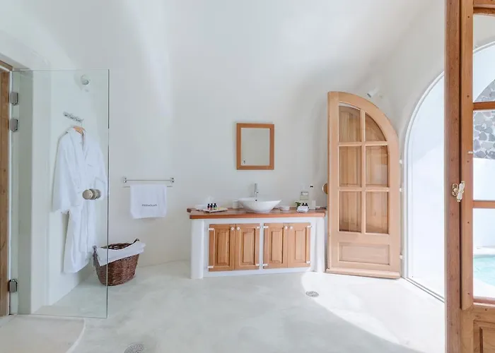 Perivolas Hotel Oia (Santorini)