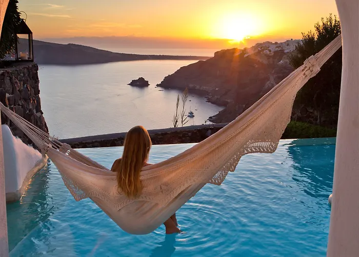 Perivolas 5* Oia (Santorini)